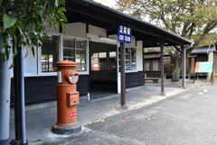 こんな駅舎が多いです