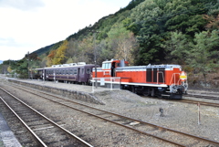 足尾駅にて待機