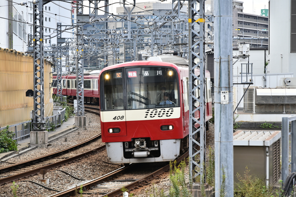 京急　横浜駅にて