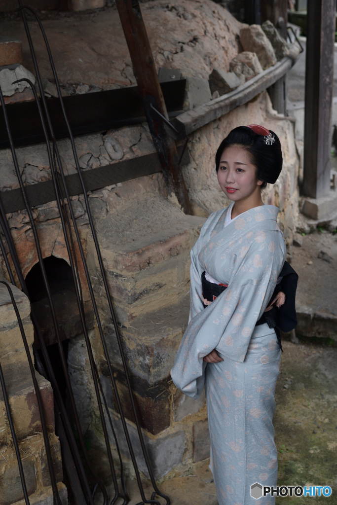 窯の前