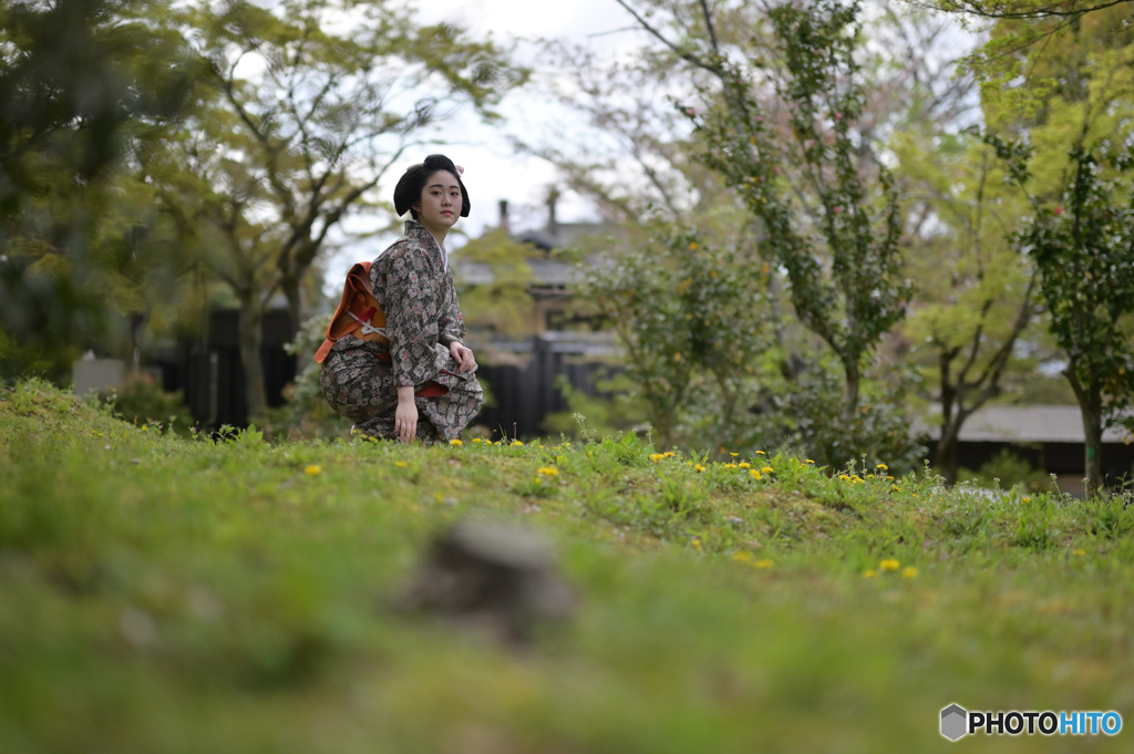 春の野に
