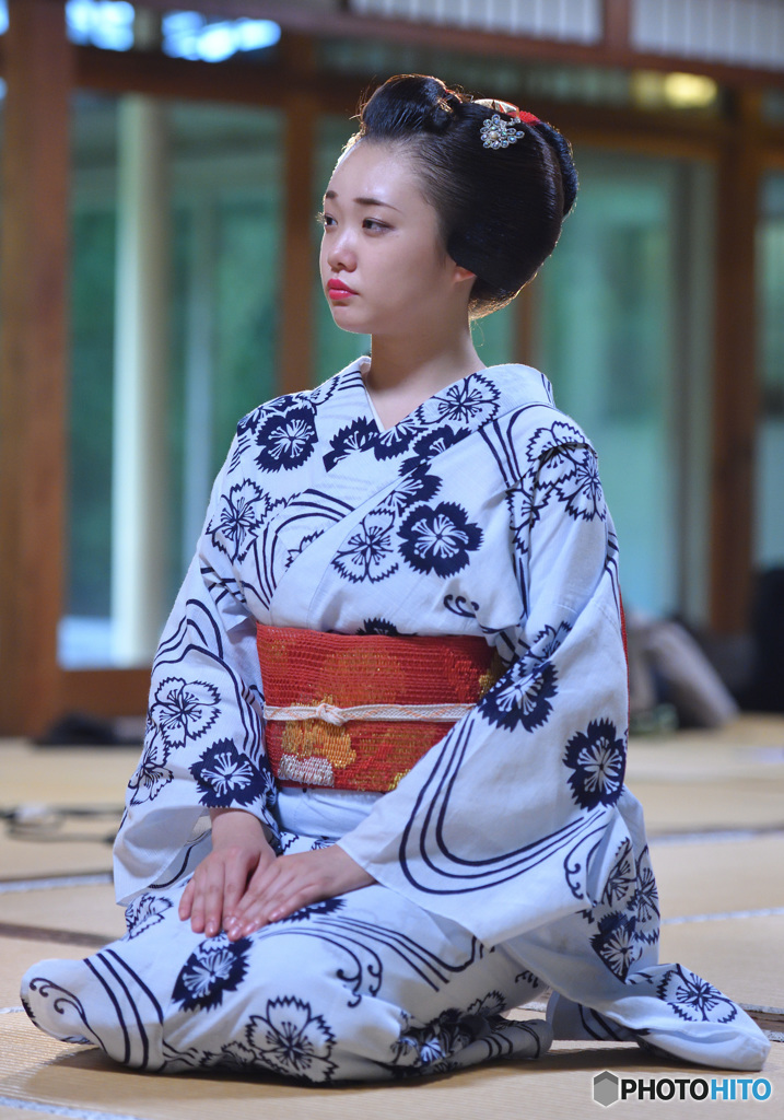 見つめる先