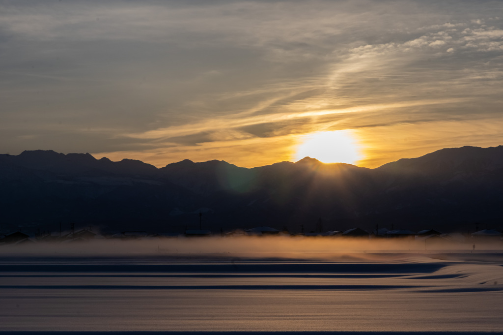 極寒の日の出