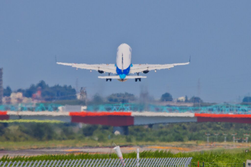 富山キトキト空港離陸