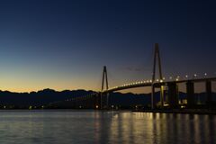 北アルプスと新湊大橋