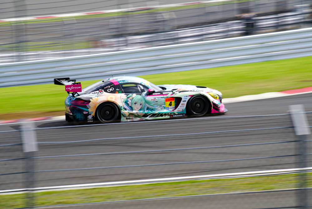 SUPER　GT　富士　4号車