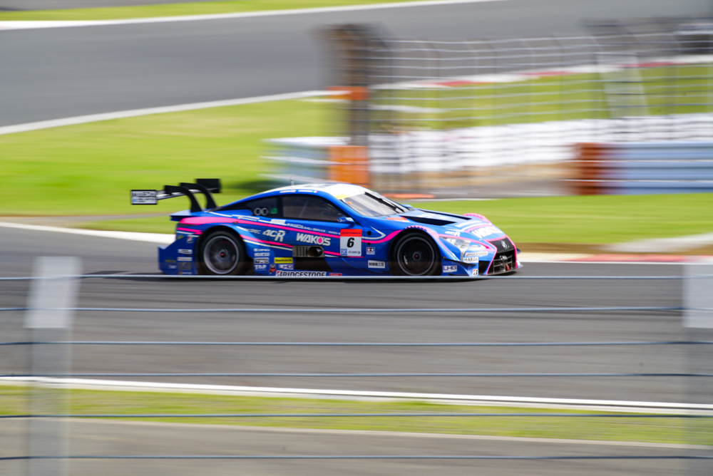 SUPER　GT　富士　6号車