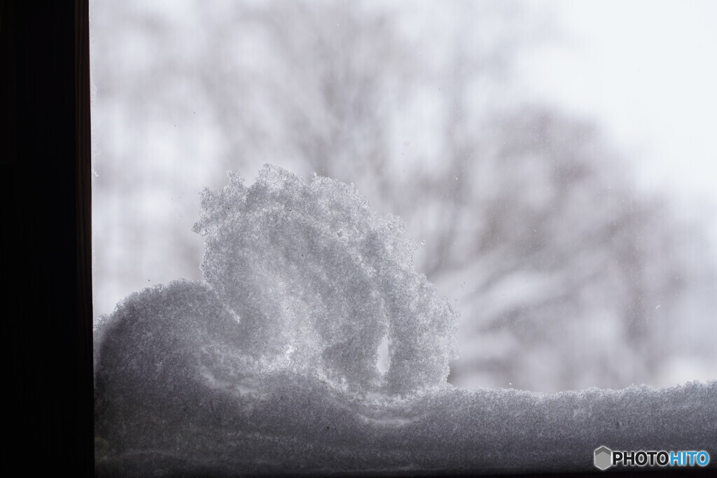 窓枠の雪くるり～♡