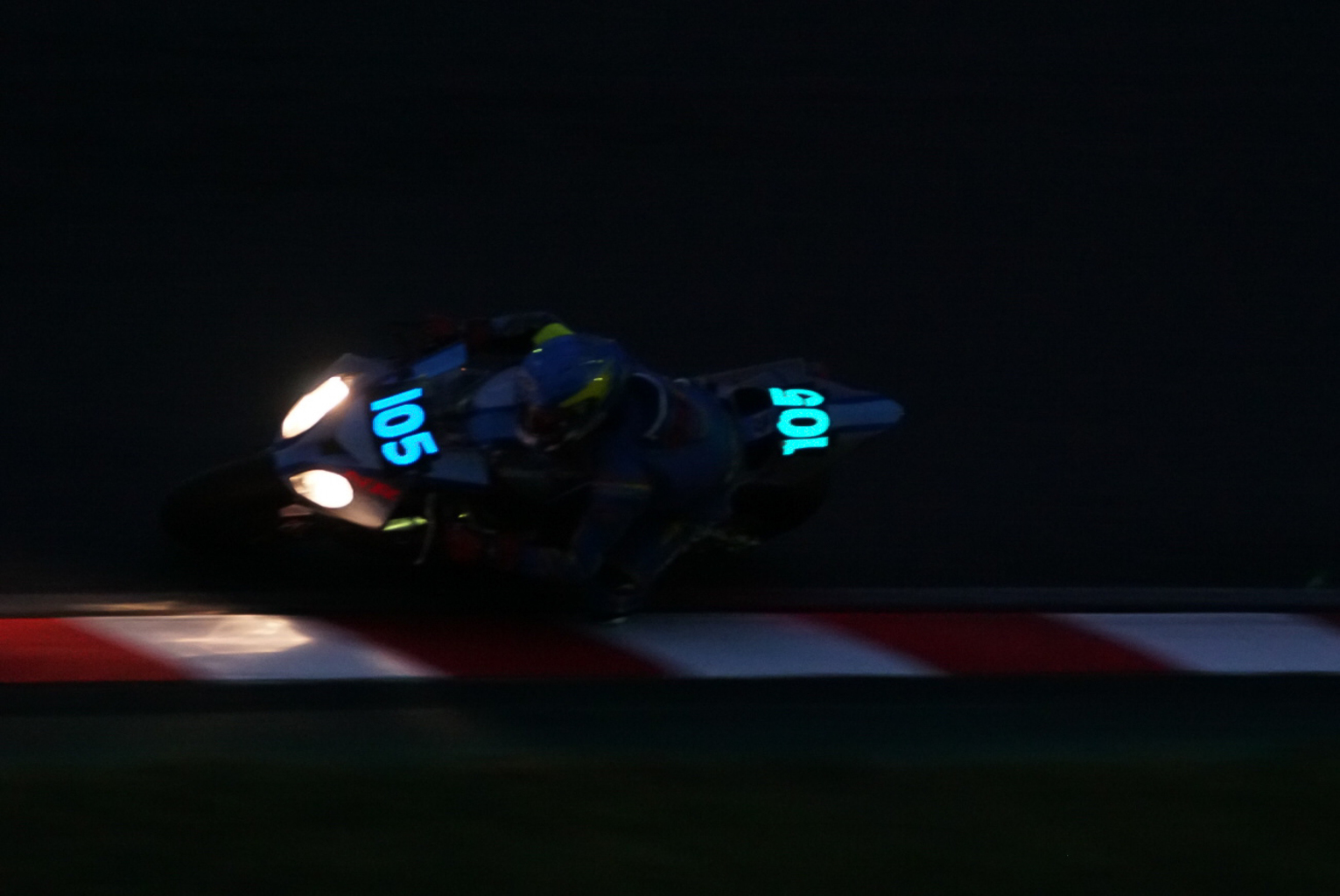 8耐 105