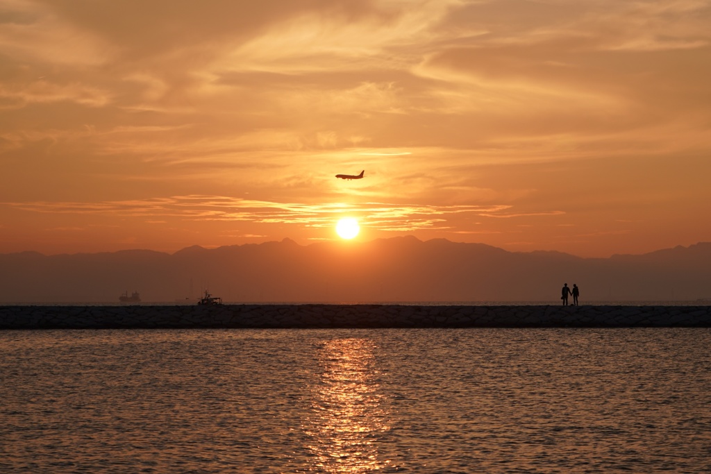 夕日が没む時