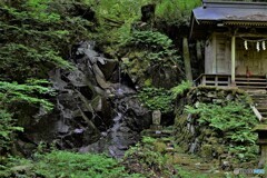 滝神社