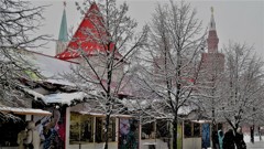 雪舞う赤の広場