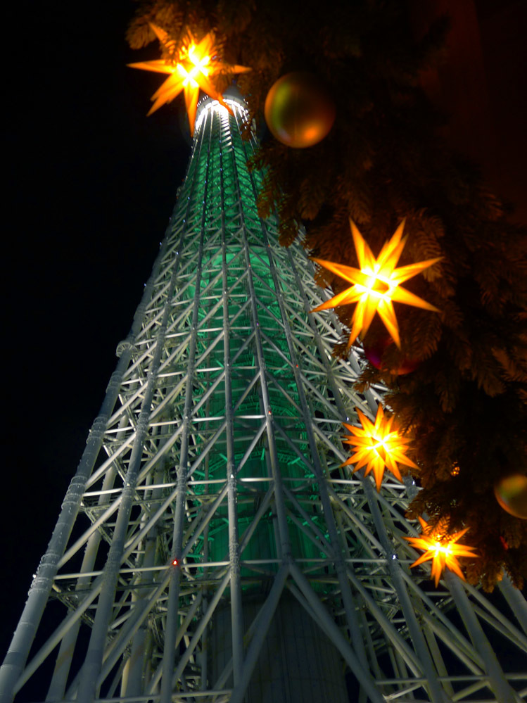 スカイクリスマスツリー