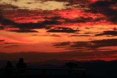 夕焼けを見つめて