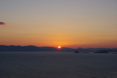神造島と夕日
