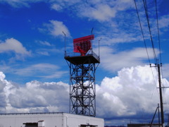 あまりに蒼い空