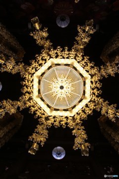 黄金の天蓋