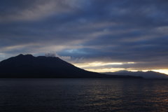 朝の桜島
