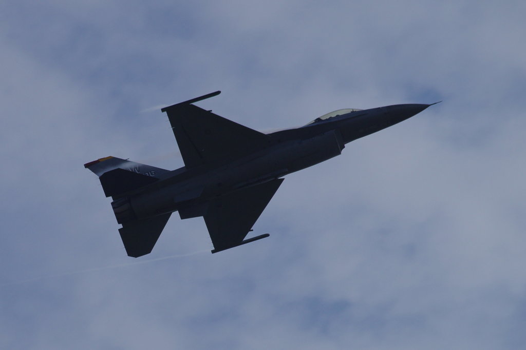 F-16