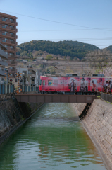 琵琶湖疎水と京阪電車