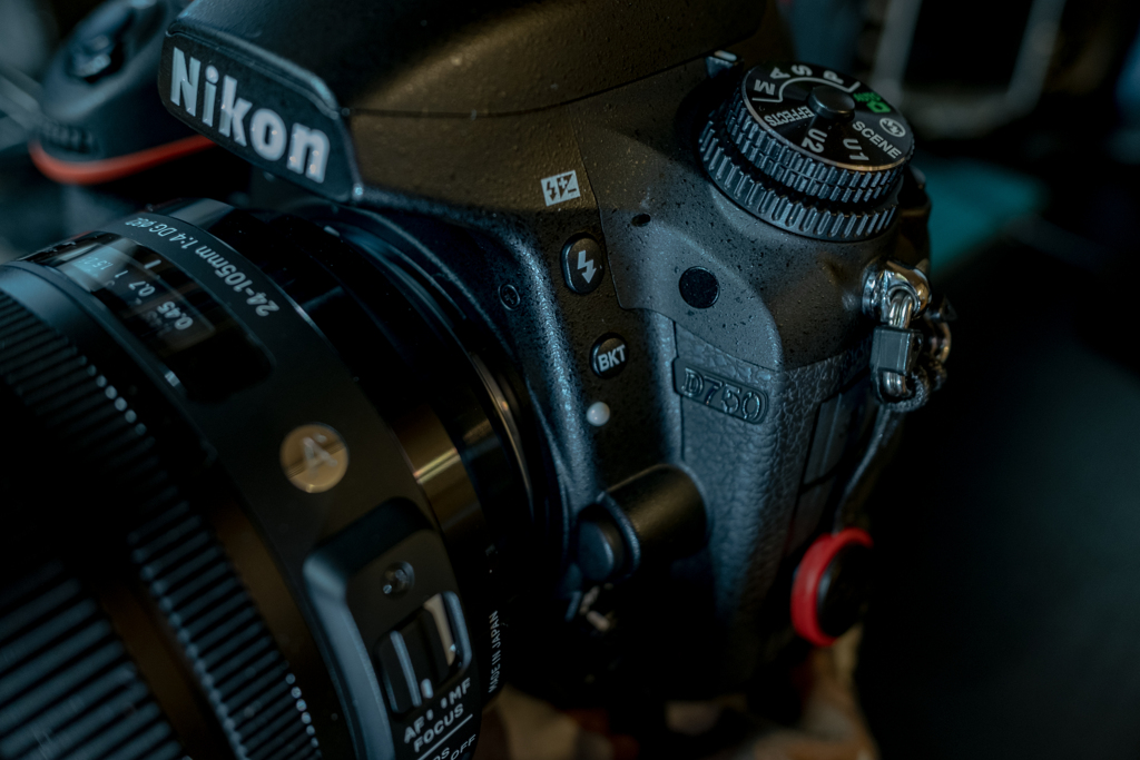 D750