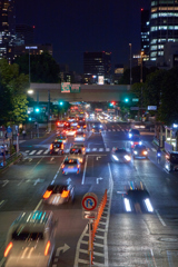 日比谷通りの歩道橋から芝園橋を臨む