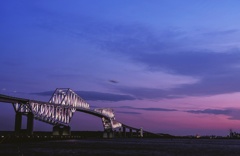 Dusk/Bridge 