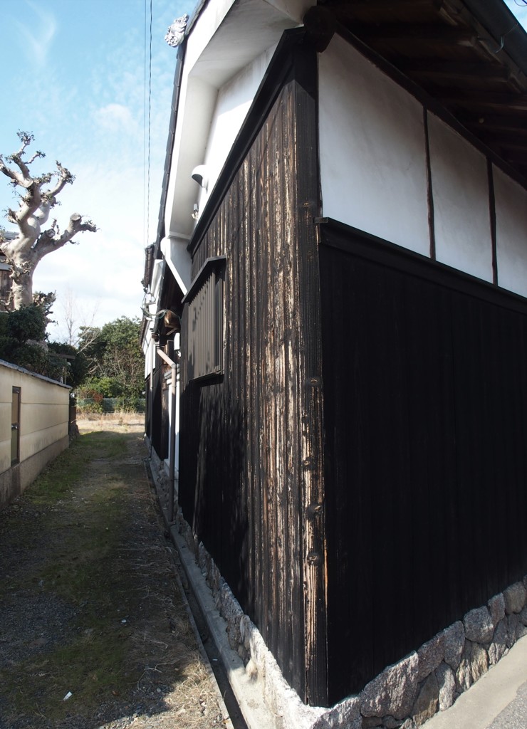 三角建築　１