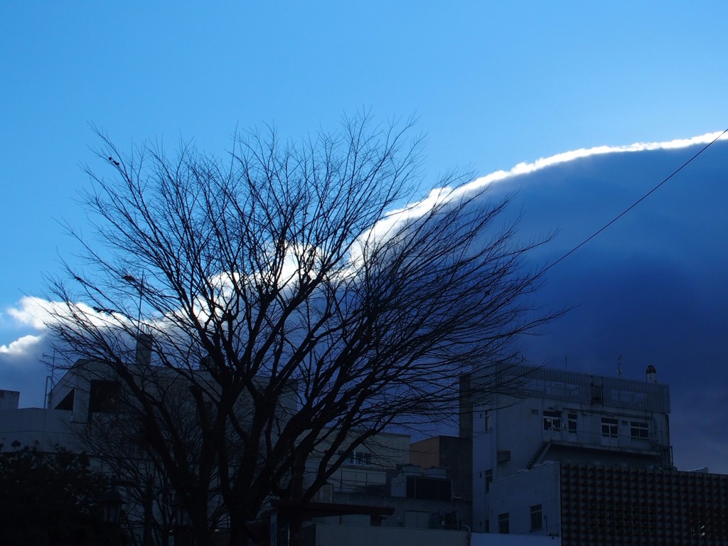 雲の輪郭