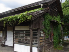 木造駅舎　『油須原』