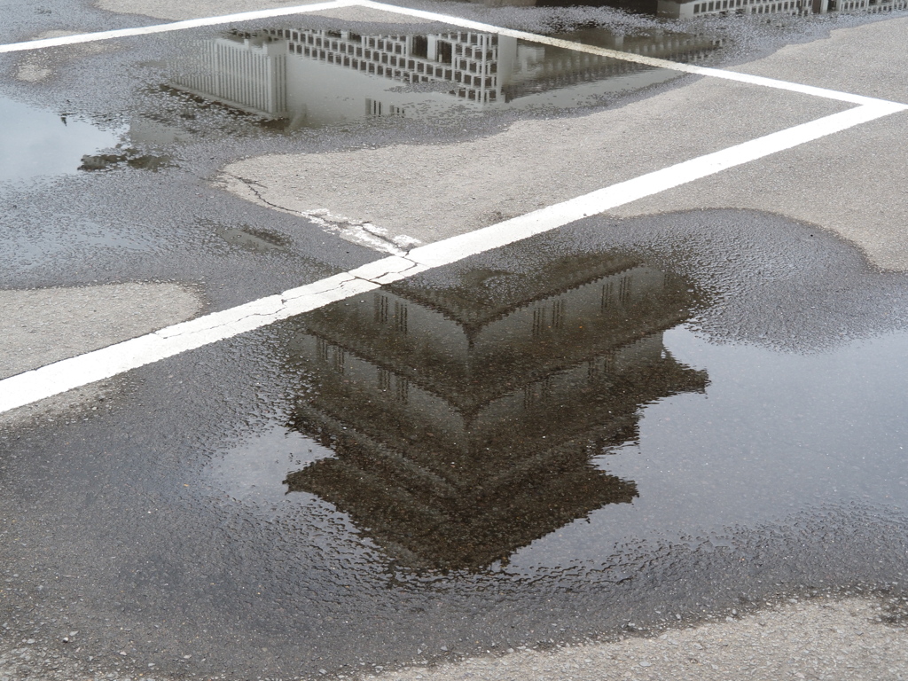 雨の島原城