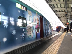 ディズニー新幹線