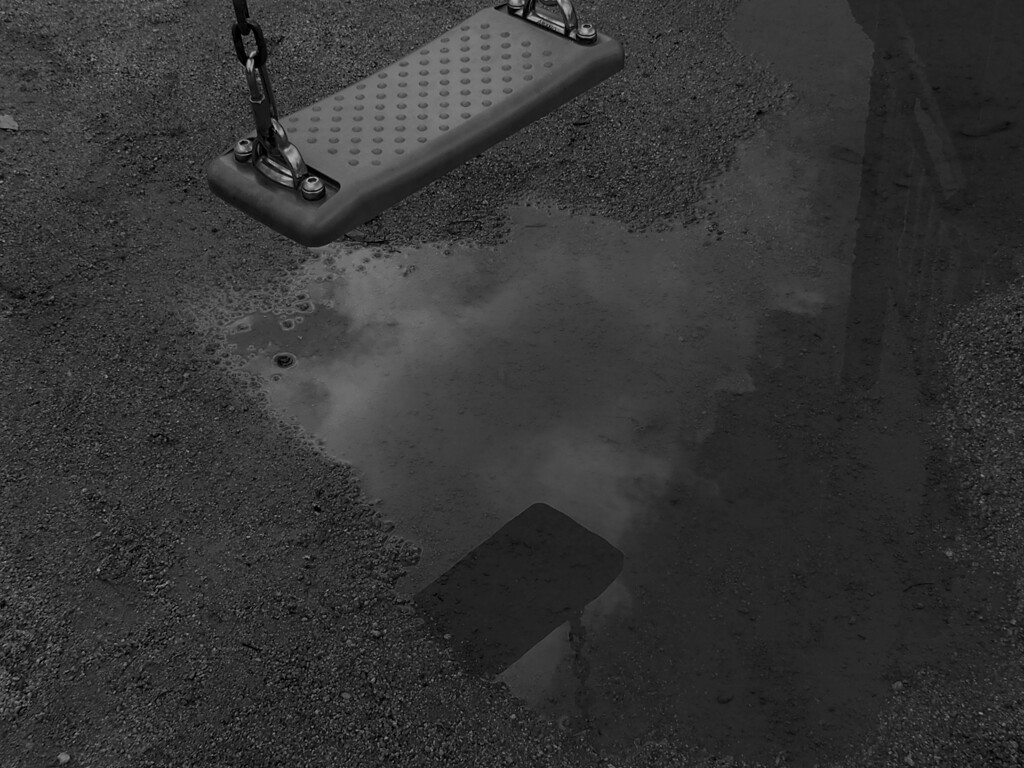 無人の公園