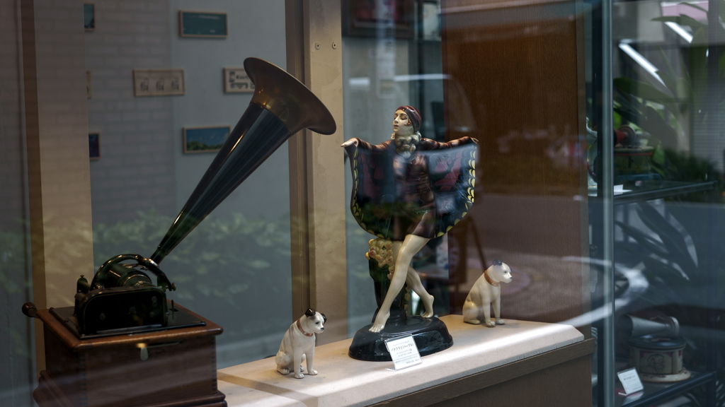 SHOW WINDOW