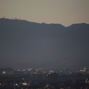 迫る山