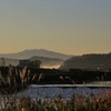 朝、川、山