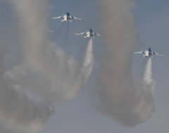 こっちのブルーも良いね～♪。