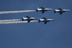 こっちのブルーも良いね～♪。