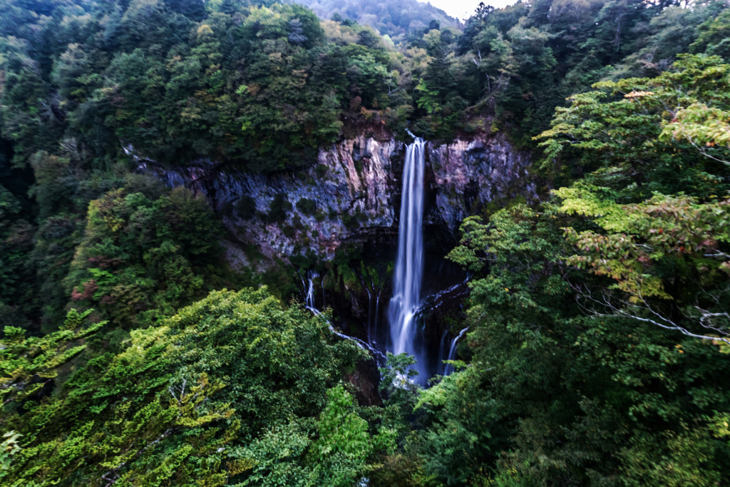 華厳の滝