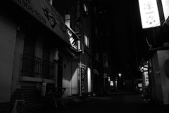 東中野２０時　新宿新都心より２ｋｍ