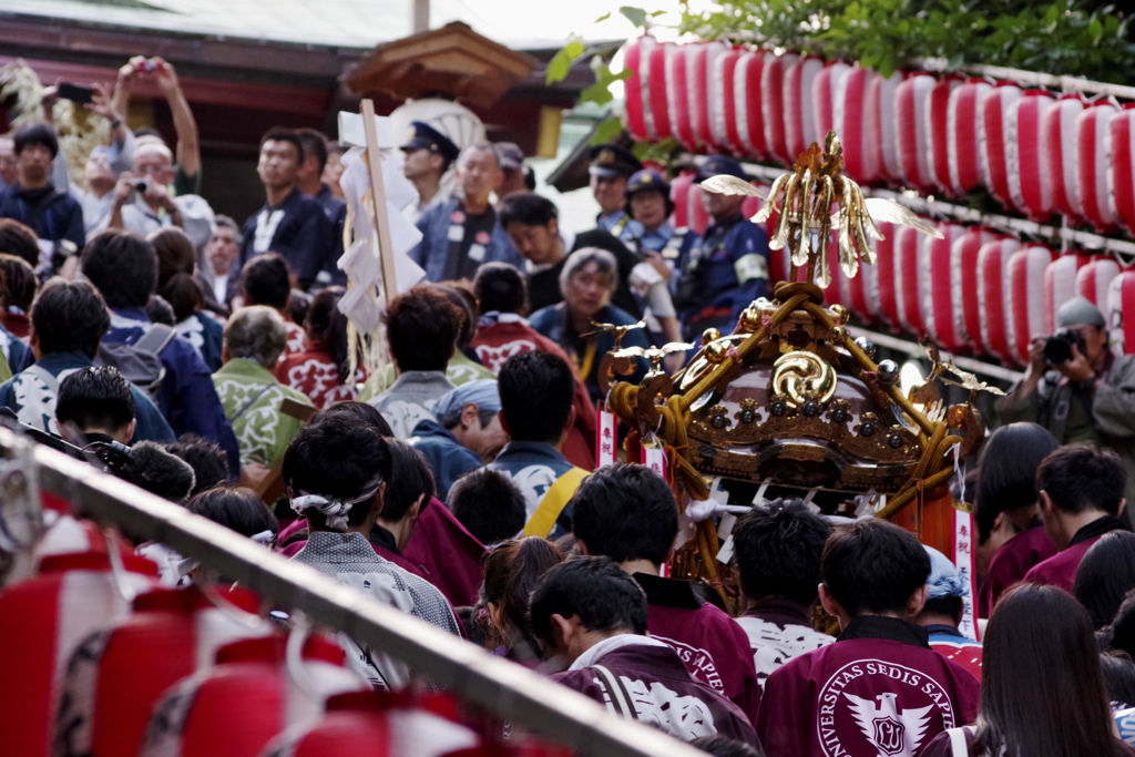 山王祭　宮入　by上智