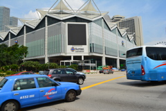 シンガポール