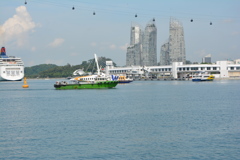 シンガポール