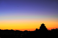 世界遺産の夜明け