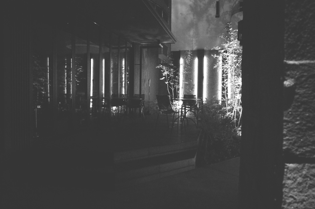 深夜のテラス
