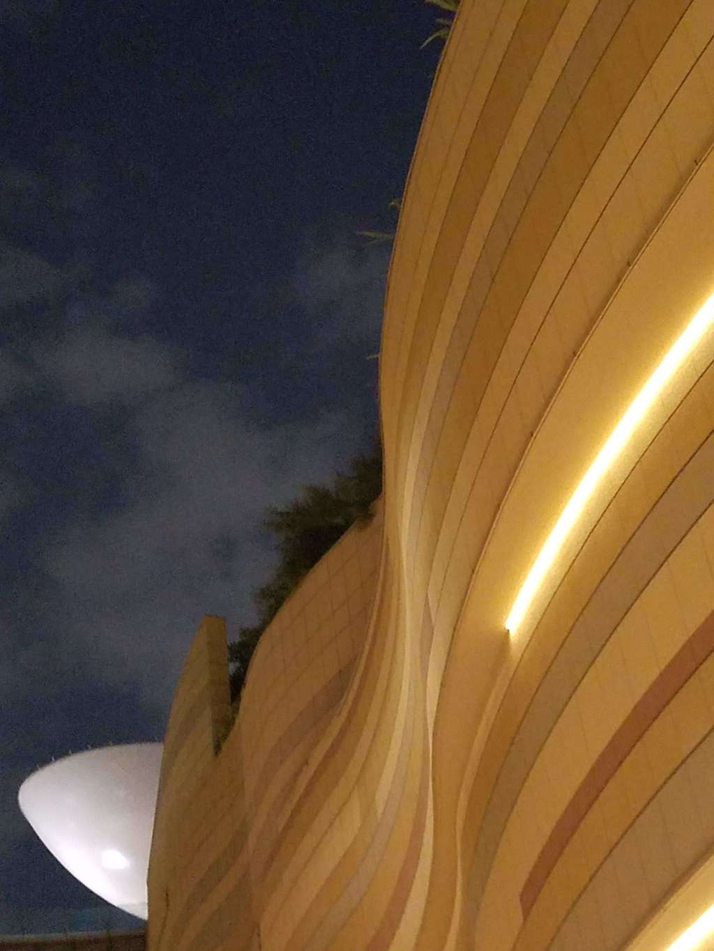 アールの壁2