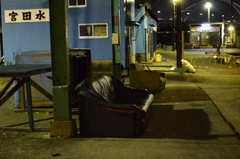 夜の漁港