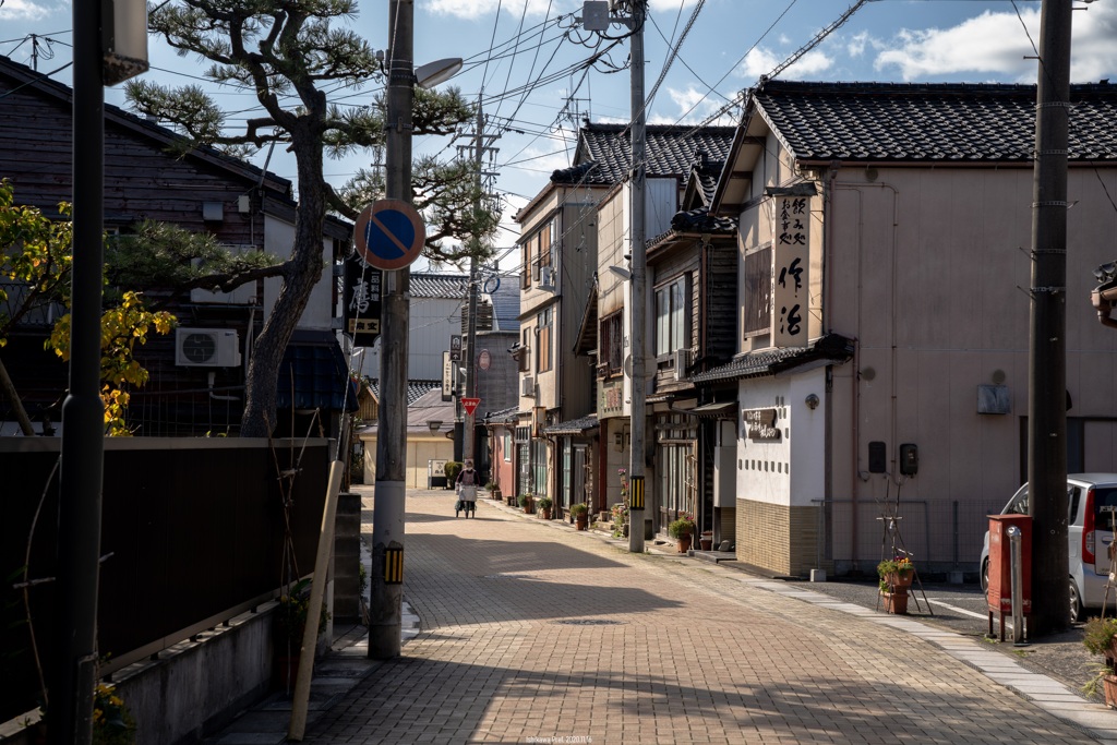 輪島朝市の脇道