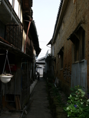 路地。