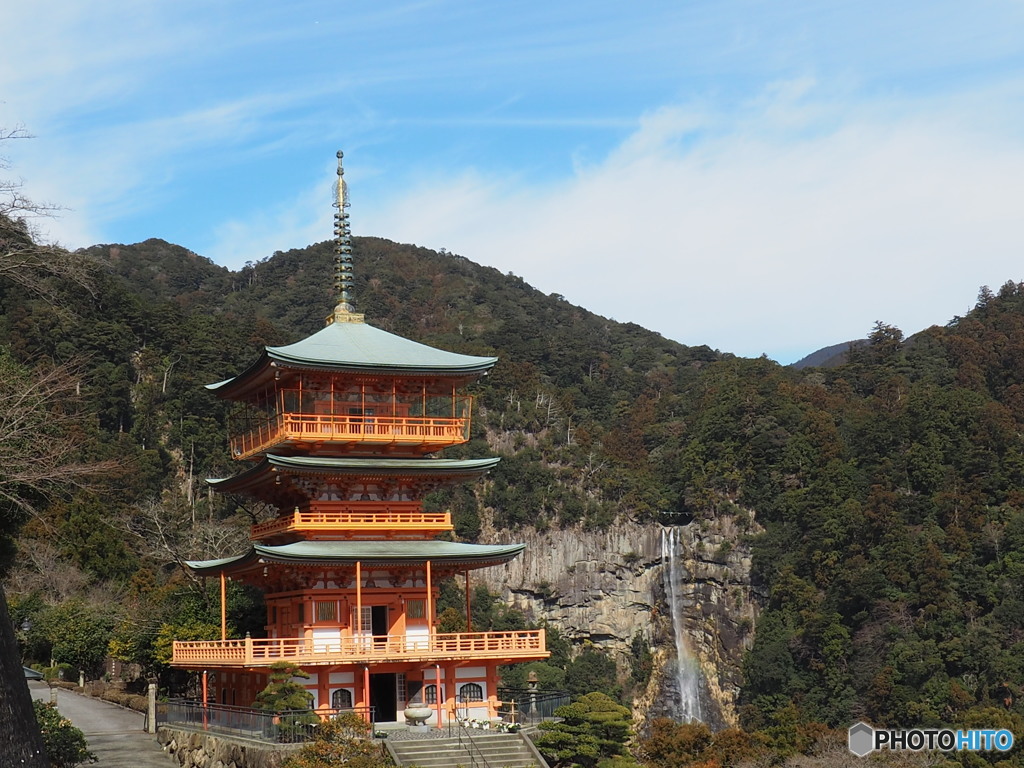 三重塔と那智の滝